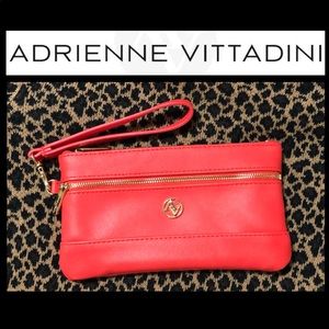 ⚡️sale⚡️ Adrienne Vittadini coral wristlet